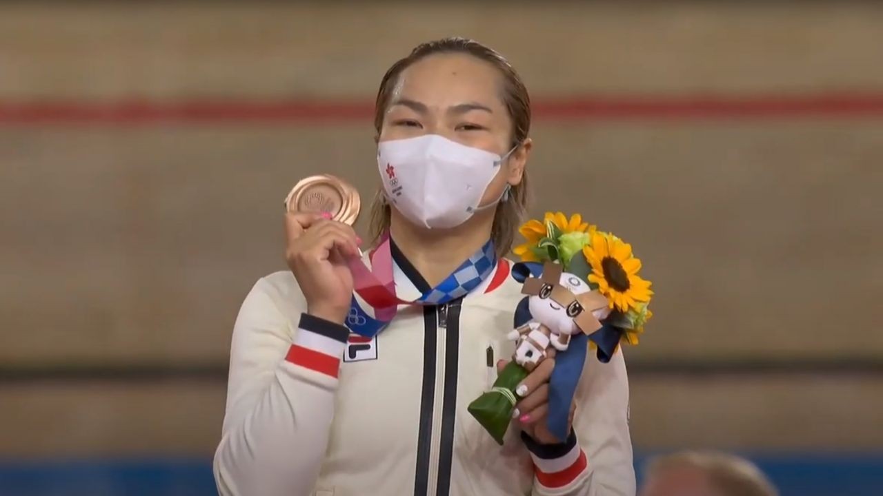 Lahir Di Keluarga Yang Miskin, Atlet Hong Kong Sarah Lee Wai Sze Berhasil Meraih Medali Perak Sepeda Di Olimpiade Tokyo 2020