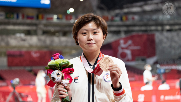Belajar Tenis Meja Sejak Usia 9 Tahun. Atlet Tenis Meja Hong Kong Wong Ting-ting Meraih Medali Perunggu Paralimpiade Tokyo 2020