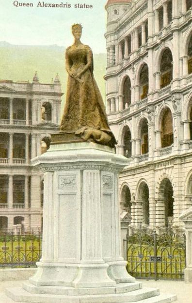 Patung Queen Alexandra pada tahun 1920an. [Photo: Public domain]