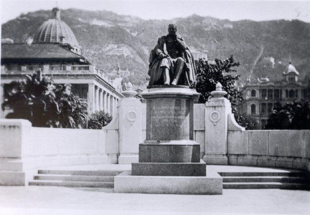 Patung Sir Francis Henry May pada tahun 1930an. [Photo: Public domain]