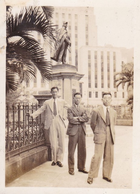 Patung Prince of Wales pada tahun 1920 [Photo: Hong Kong Public Library]