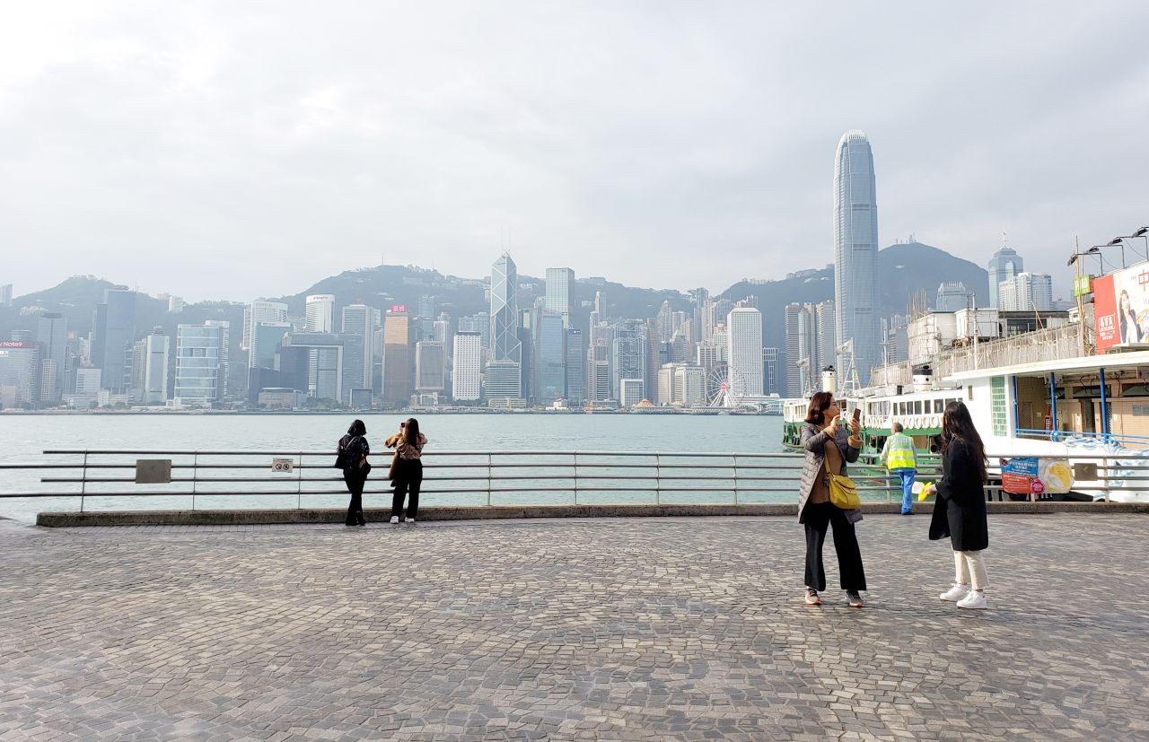 Sebagian Besar PNS Hong Kong Kembali Bekerja Minggu Depan