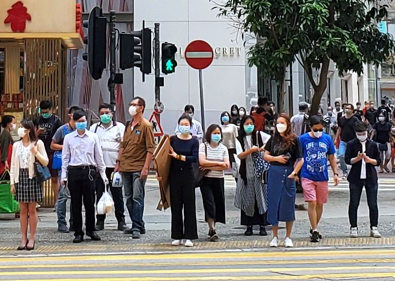 Pemerintah Hong Kong Merencanakan Untuk Membagi Masker Yang Bisa Digunakan Berulang Kali Untuk Setiap Penduduk