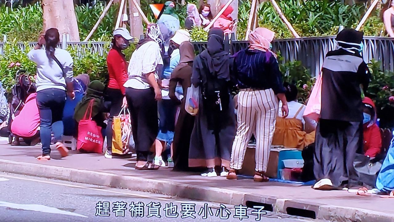 Pedagang Kaki Lima IIegal Di Victoria Park Hari Minggu Mulai Memprihatinkan Masyarakat Hong Kong