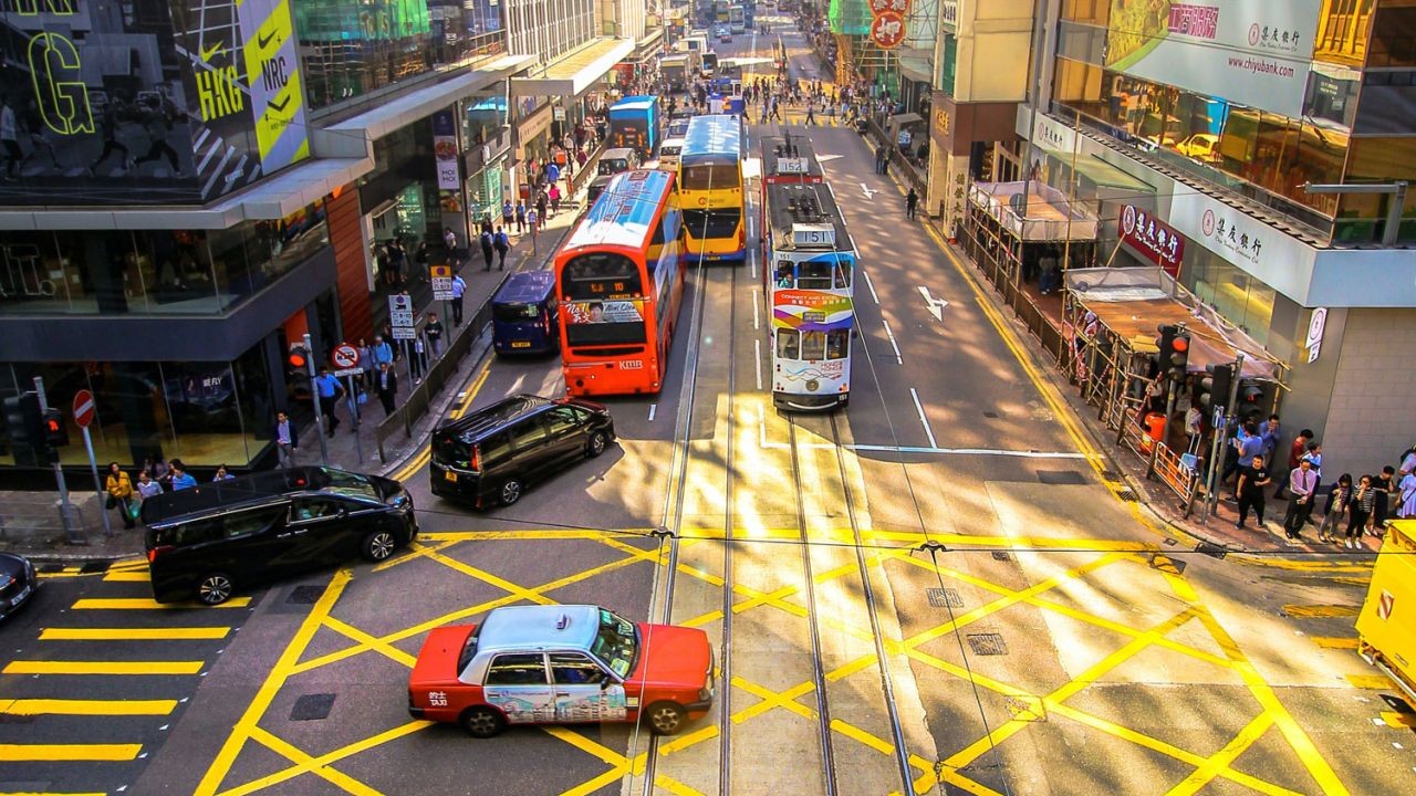 Pemerintah Hong Kong Sedang Mempertimbangkan Penumpang Kendaraan Umum Juga Harus Telah Divaksin