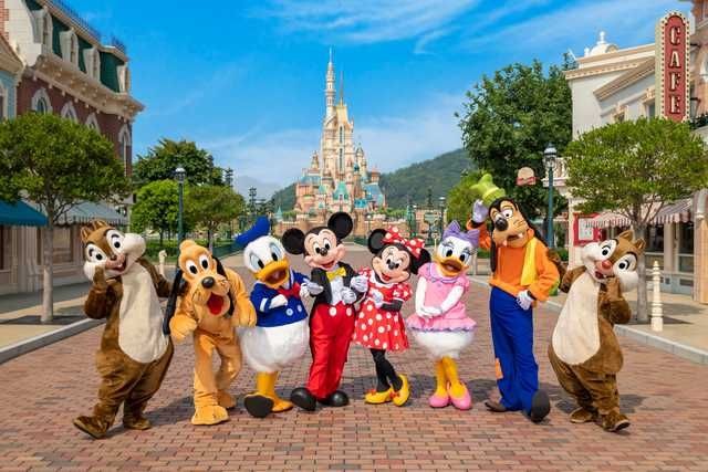 Hong Kong Disneyland Membagikan 15000 Tiket Masuk Dan 150 Paket Hotel Secara Gratis. Daftar Mulai 21 November 2020