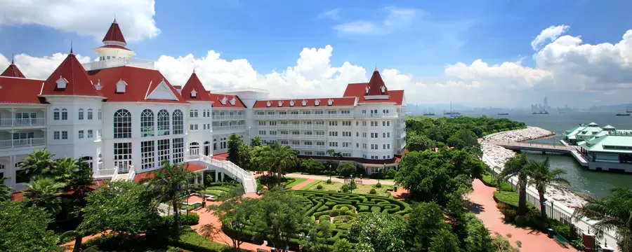 Menginap 2 Malam di Hong Kong Disneyland Resort Hotel Dengan Harga Paling Murah HK$810 Per Malam. Batas Reservasi s/d 8 Juni 2021