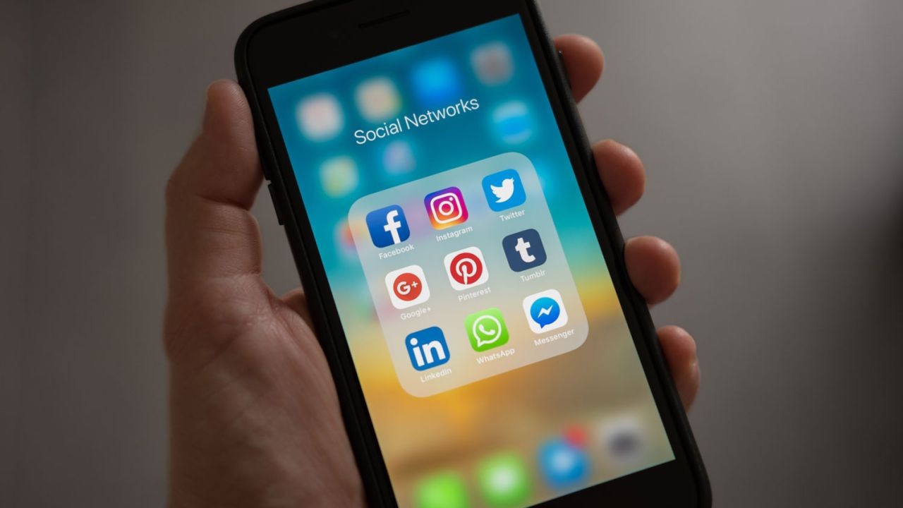 Facebook, WhatsApp Dan Instagram Mengalami Gangguan Teknis Selama 7 Jam Mulai Tanggal 4 Oktober 2021 Pukul 23.44