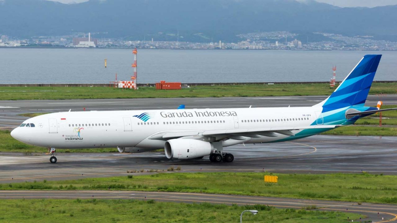 Maskapai Penerbangan Garuda Indonesia Dari Jakarta Kembali Dilarang Untuk Mendarat Di Hong Kong Mulai Tanggal 22 Juni 2021 s/d 5 Juli 2021