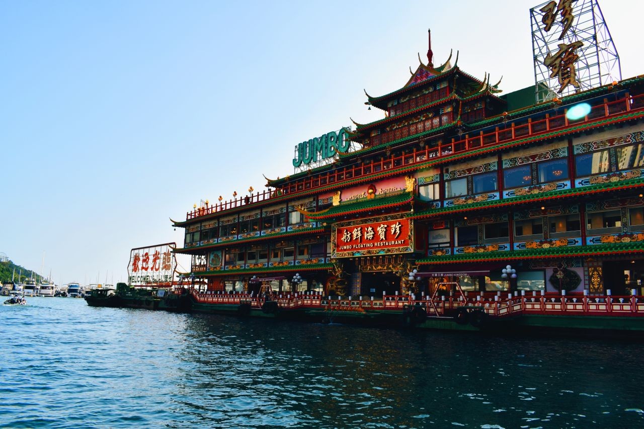 Jumbo Floating Restaurant Terkena Badai Dan Tenggelam Tidak Lama Setelah Meninggalkan Perairan Hong Kong