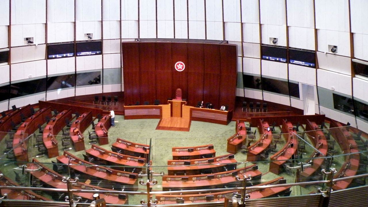 Beberapa Anggota Legislatif Meminta Hong Kong Mendatangkan PRT Dari Daratan China. Apa Tanggapan Pemerintah Hong Kong
