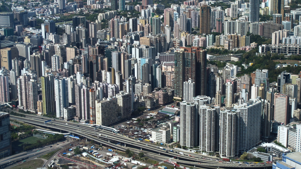 Tes Covid-19 Massal Pada Daerah Yau Ma Tei. Para Penghuni Dari 20 Gedung Di Yau Ma Tei Wajib Tes Covid-19 Mulai Hari Ini.